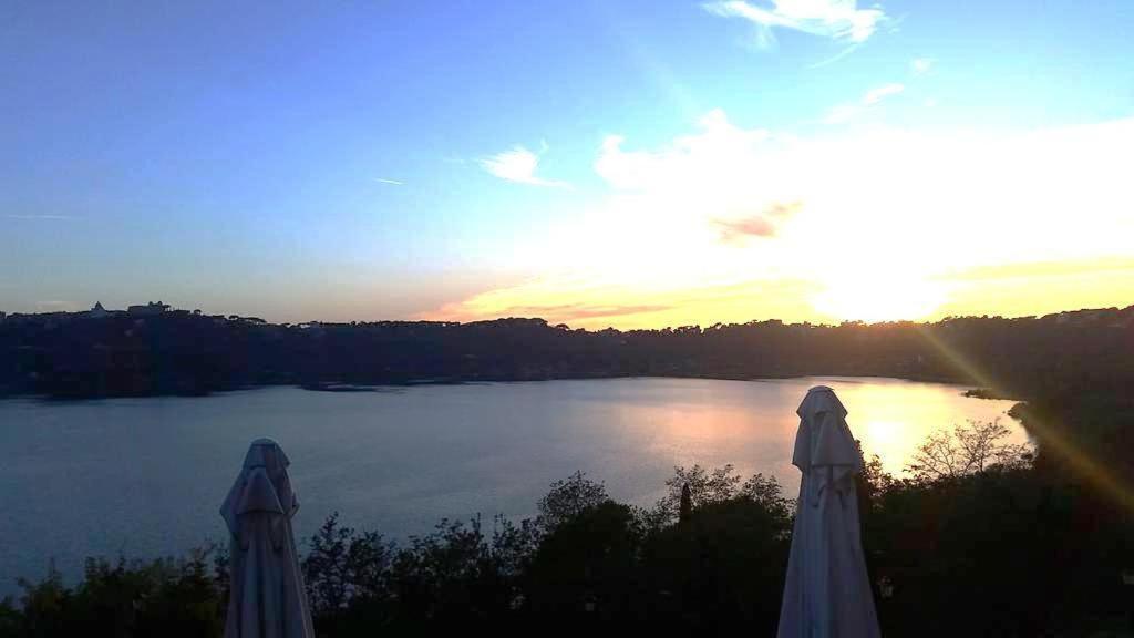 Hotel Villa Degli Angeli Castel Gandolfo Exteriör bild